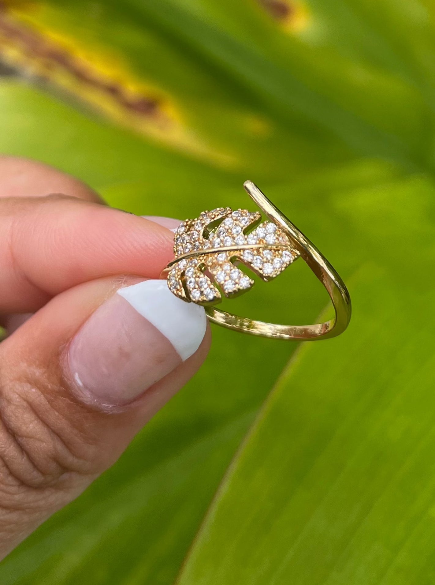 Tiny Monstera Leaf Ring